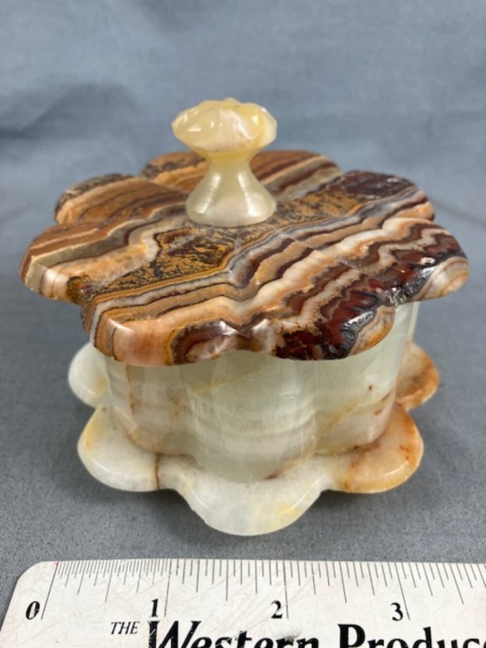 Vtg Onyx Marble Trinket Box Round Lidded Scalloped Hand Carved Footed 4"